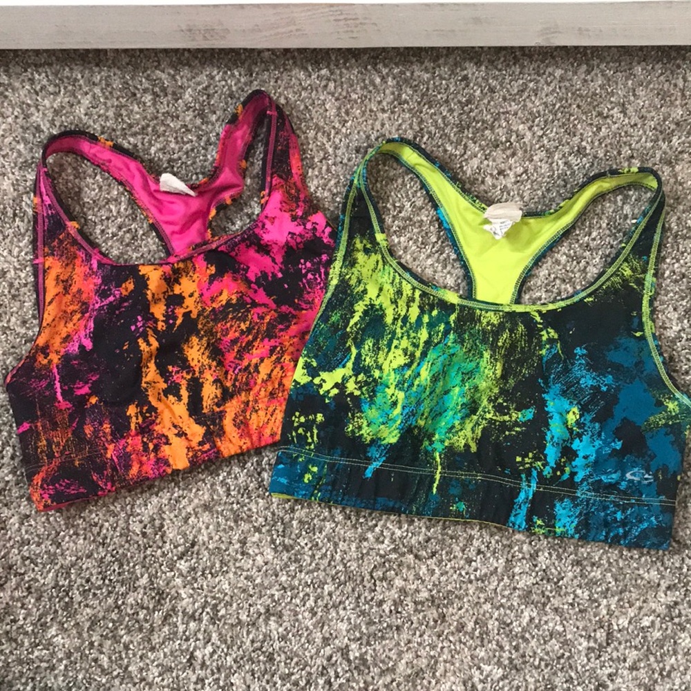 2 sports bras